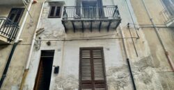 Casa indipendente in vendita a Partinico, Via Bagliesi