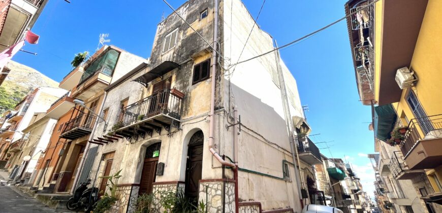 Casa indipendente in vendita a San Giuseppe Jato, Via Trapani