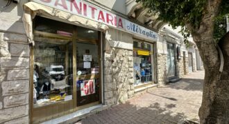 Attività commerciale in vendita a Partinico, Viale Calandrino