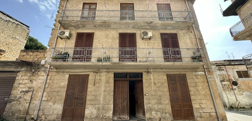 Casa indipendente in vendita a Partinico, Via Torino