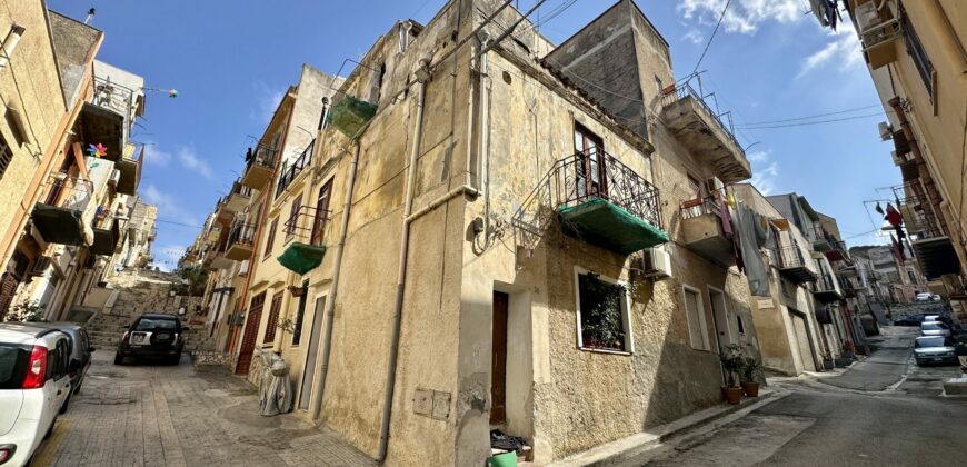 Casa indipendente in vendita a Castellammare, Via Giovanni Bovio