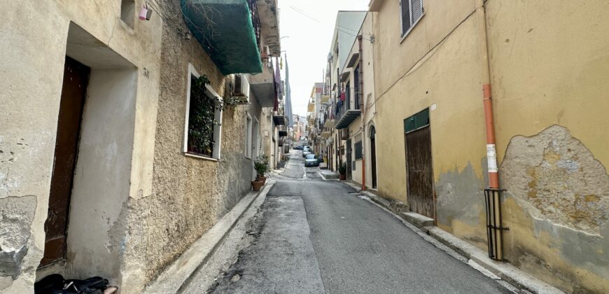 Casa indipendente in vendita a Castellammare, Via Giovanni Bovio