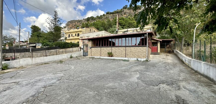 Locale in vendita a Partinico, Contrada Podere Reale