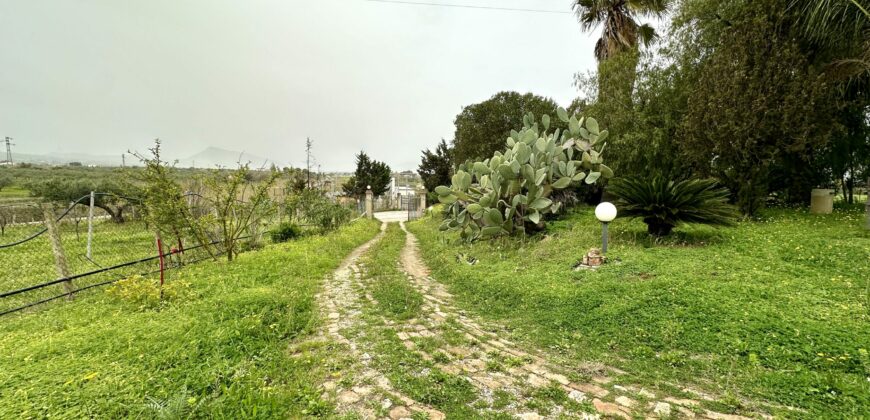 Villa in vendita a Partinico, Contrada Bosco Falconeria