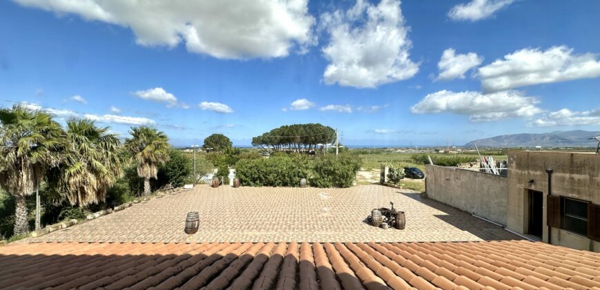 Agriturismo in vendita a Partinico, Contrada Bosco Falconeria