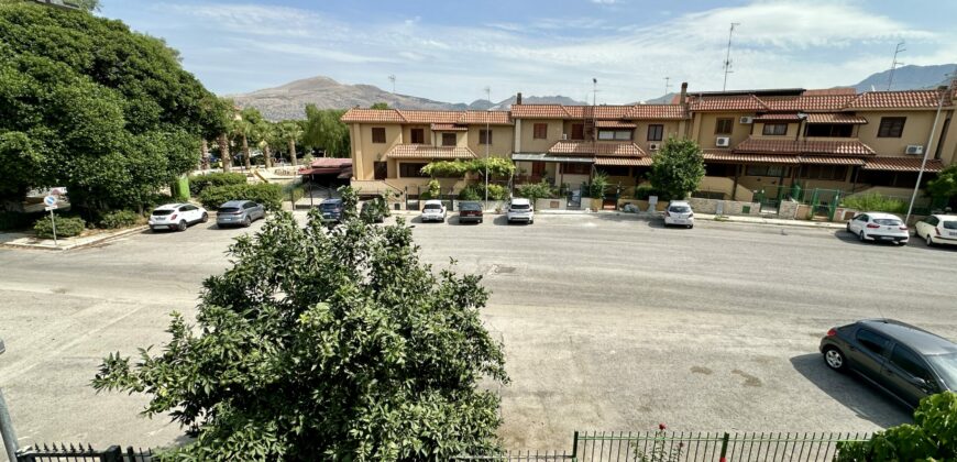 Casa indipendente in vendita a Partinico, Largo Antonio Favazzi