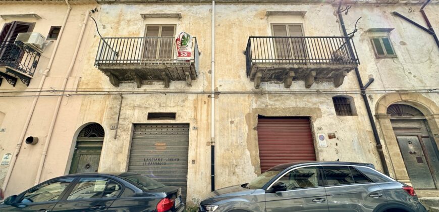 Casa indipendente in vendita a Partinico, Via Principe Umberto