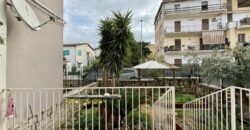 Appartamento con giardino in vendita a Partinico, Via Tenente Filippo Testa