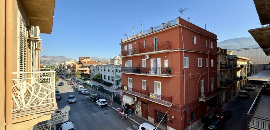 Appartamento in affitto a Partinico, Viale della Regione